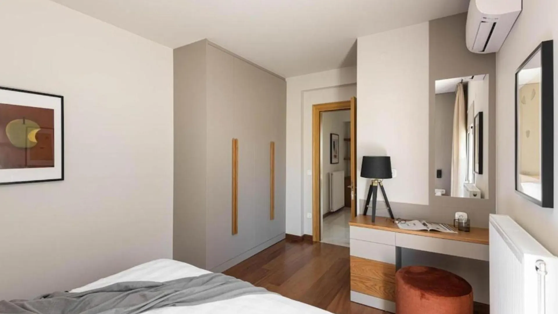 Elegant Mountain-View Apartment Next To Seaside Thessaloníki